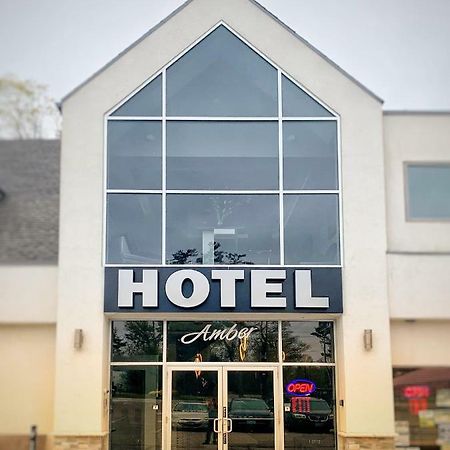 Amber Hotel Grand Bend Buitenkant foto