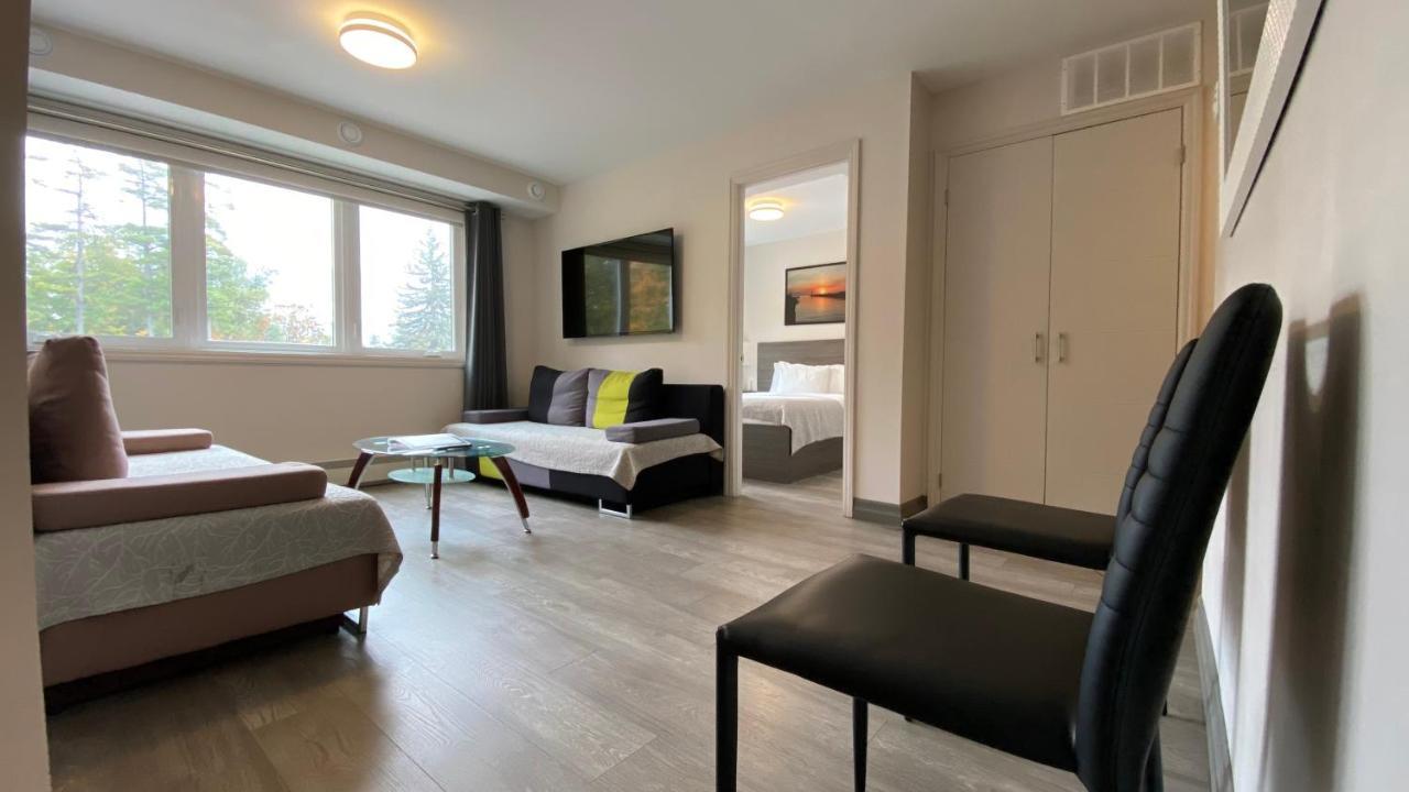 Amber Hotel Grand Bend Buitenkant foto