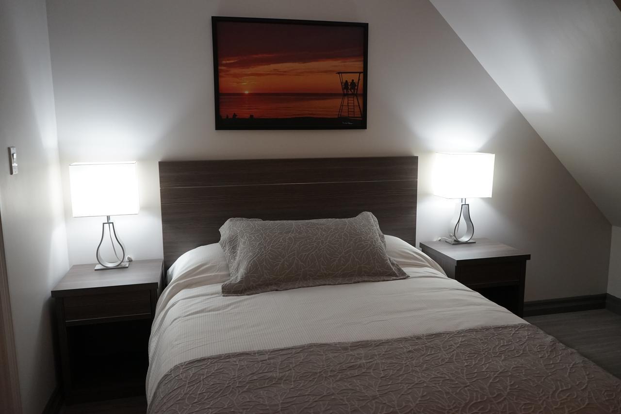 Amber Hotel Grand Bend Buitenkant foto